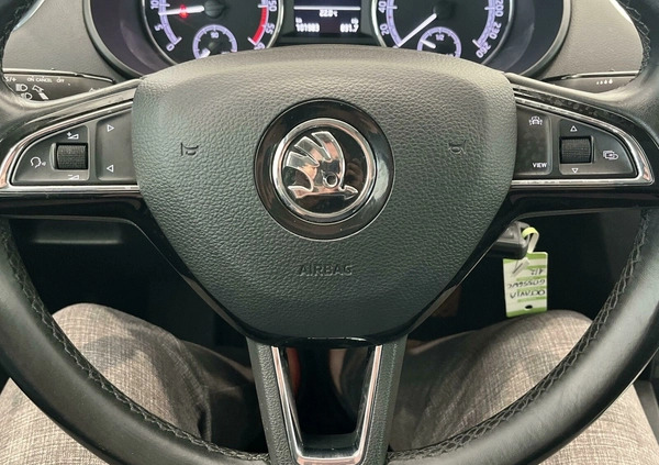 Skoda Octavia cena 64900 przebieg: 101971, rok produkcji 2019 z Bisztynek małe 277